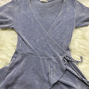 blue & white striped short sleeve